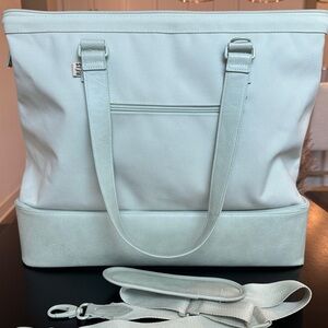 Beis Matcha Weekender